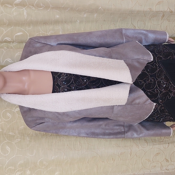 Cache Jacket, size M - Picture 1 of 4